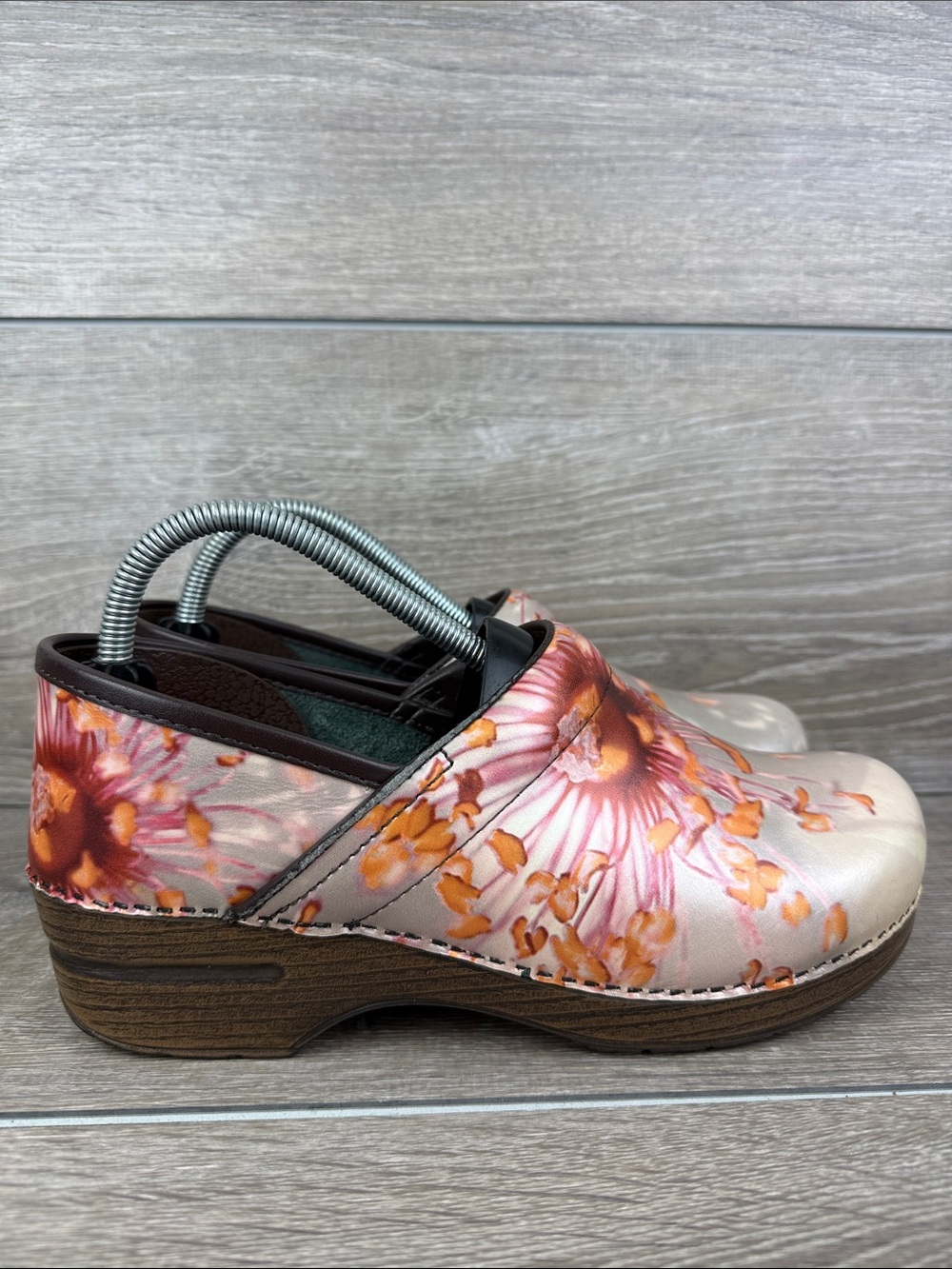 Dansko Professional Women’s Sz 9.5-10/EU 40 Pink Orange Poppy Floral Clogs
